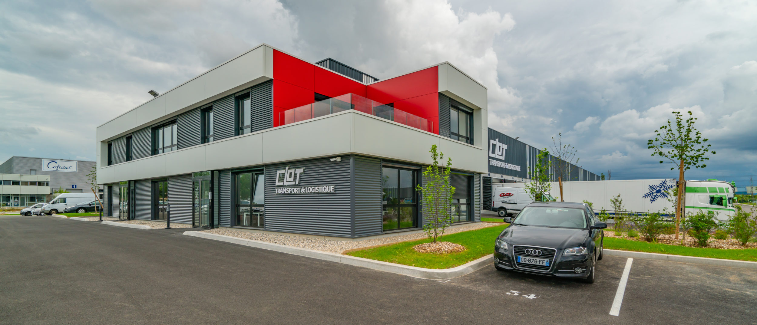 Vue architecturale bâtiment industriel clé en main CMC